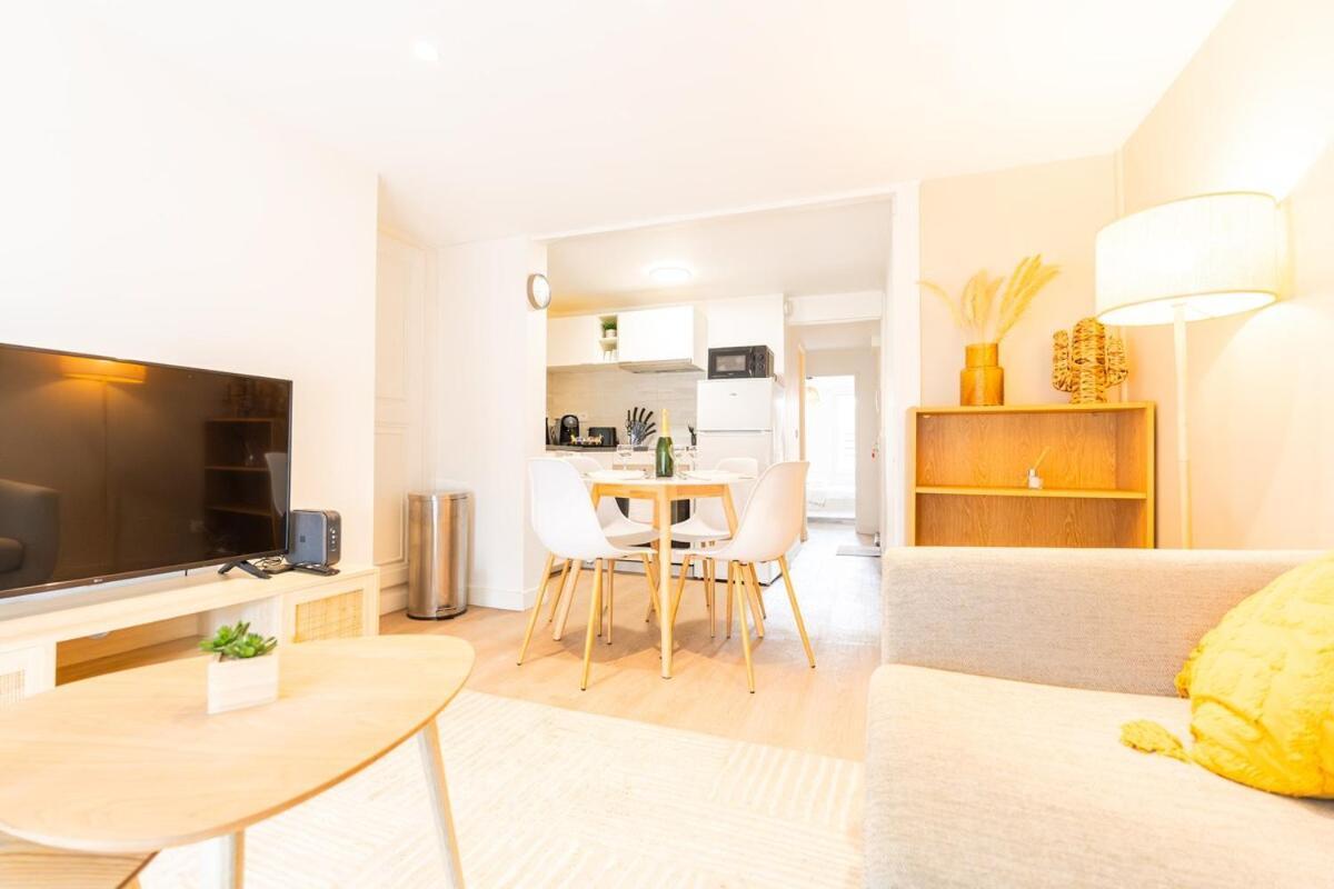 Duplex Confortable En Centre Avec 2 Chambres Châlons-en-Champagne Zewnętrze zdjęcie