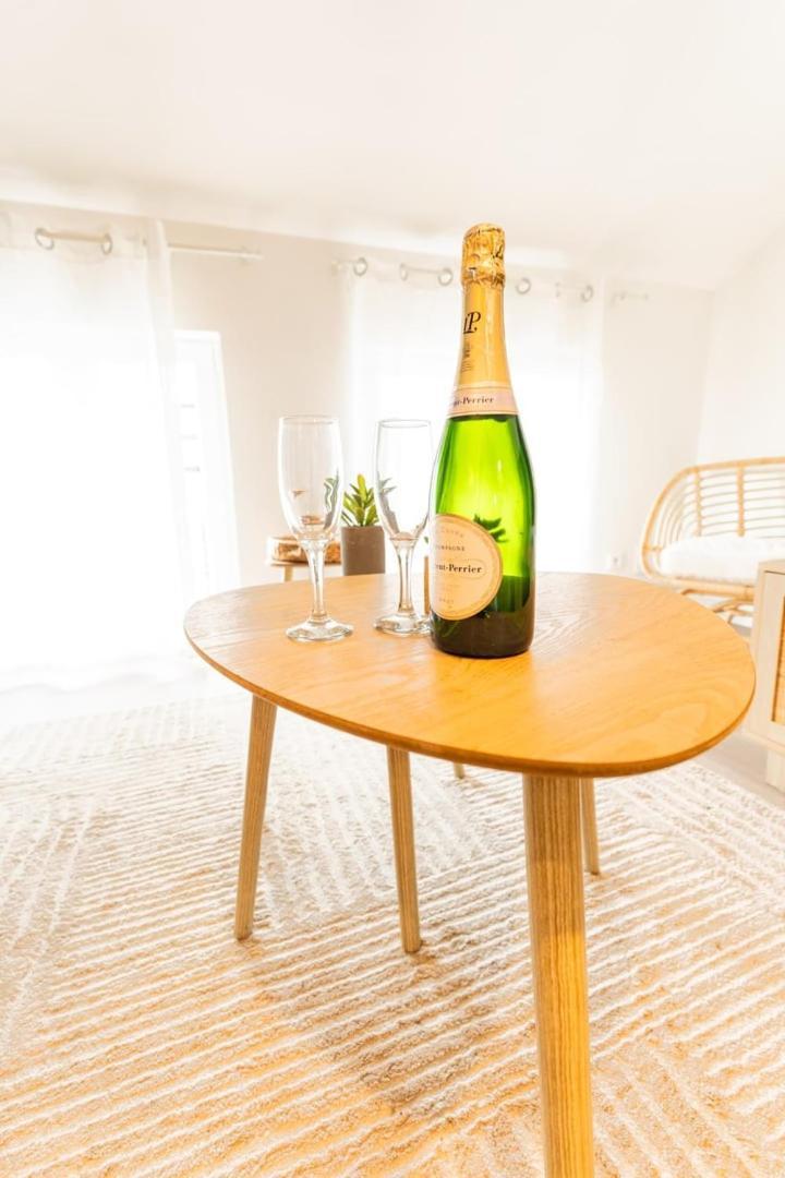 Duplex Confortable En Centre Avec 2 Chambres Châlons-en-Champagne Zewnętrze zdjęcie