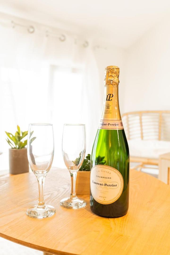 Duplex Confortable En Centre Avec 2 Chambres Châlons-en-Champagne Zewnętrze zdjęcie
